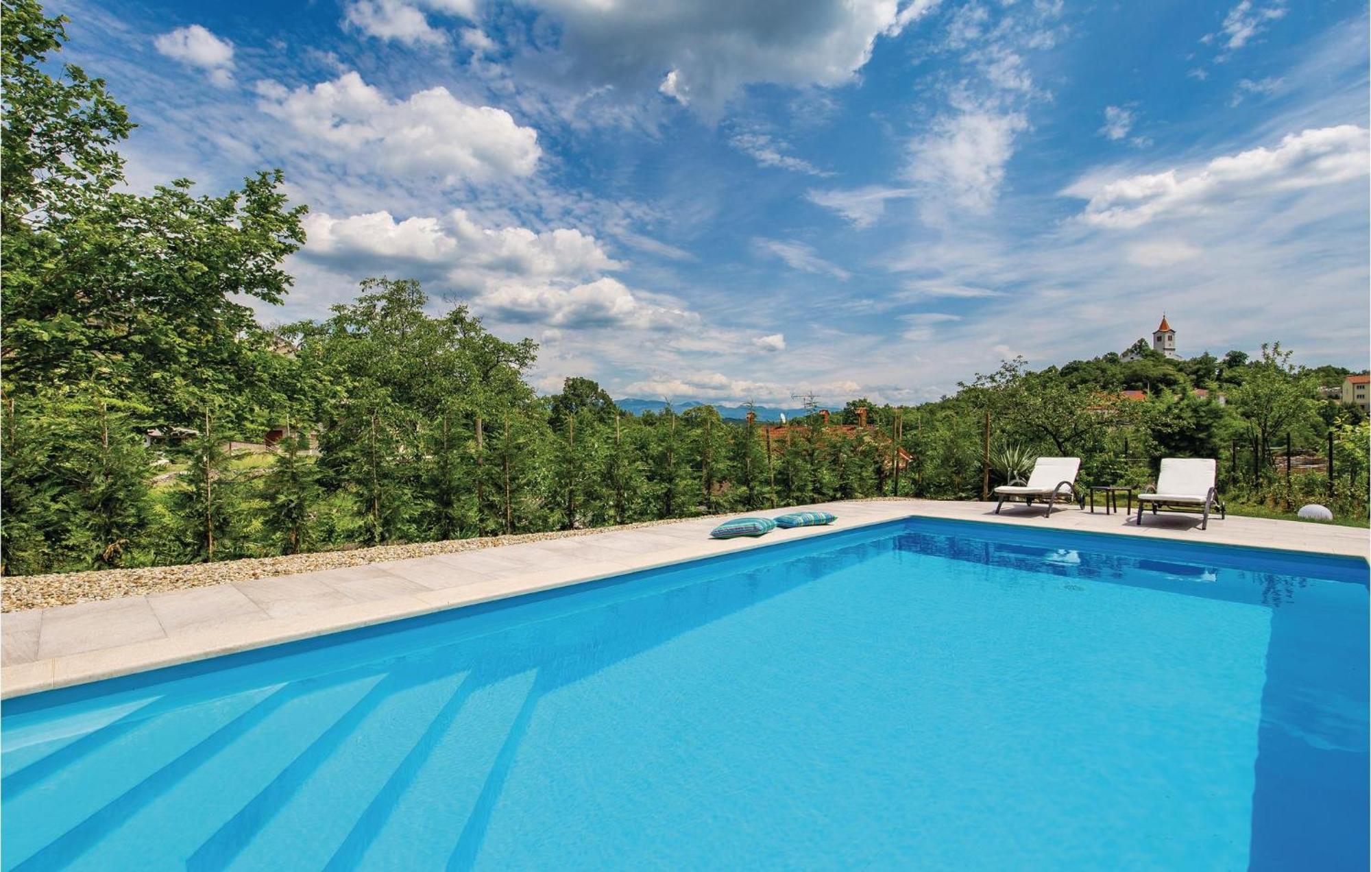 Lovely Home In Matulji With Outdoor Swimming Pool Luaran gambar