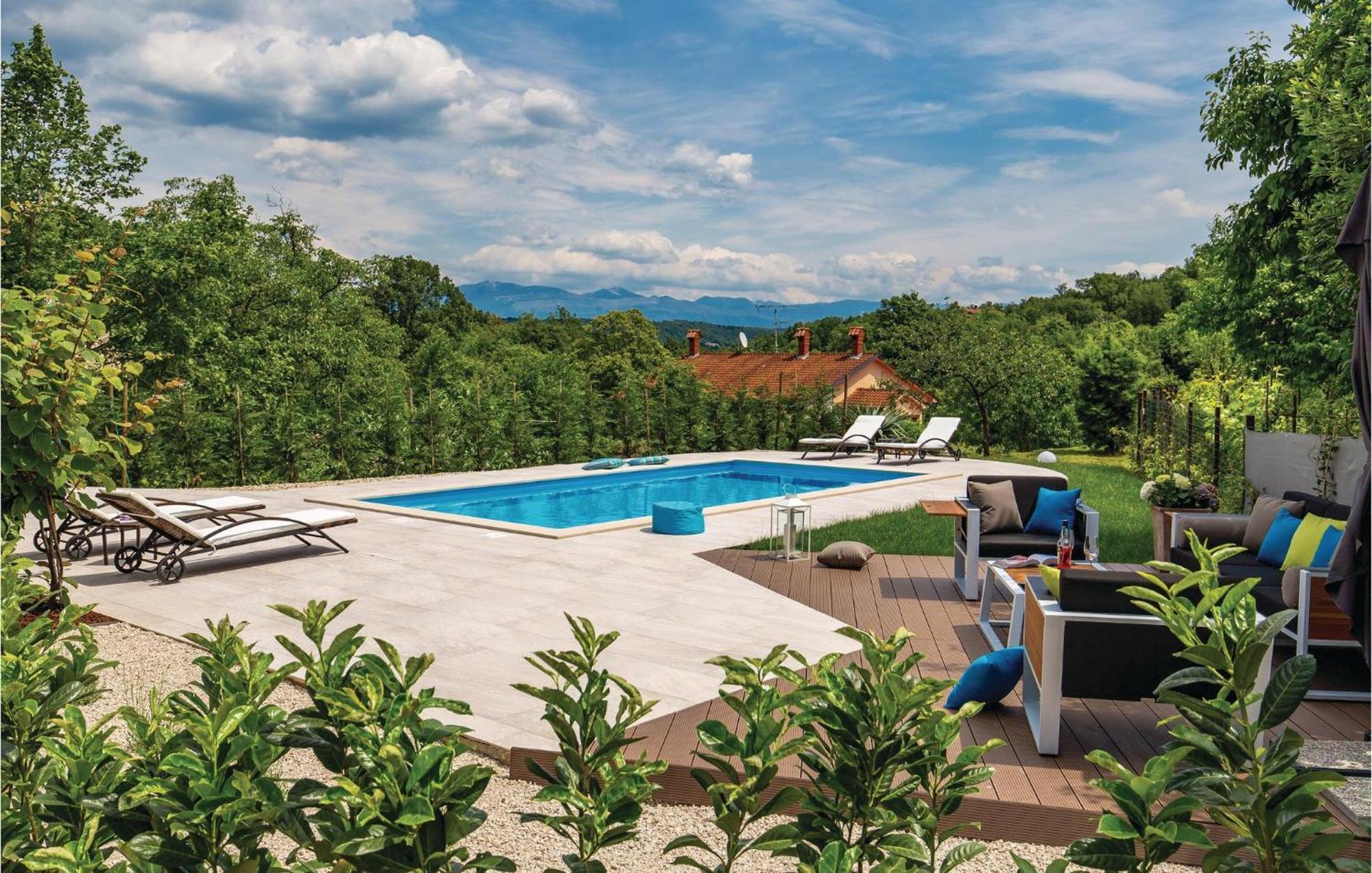 Lovely Home In Matulji With Outdoor Swimming Pool Luaran gambar
