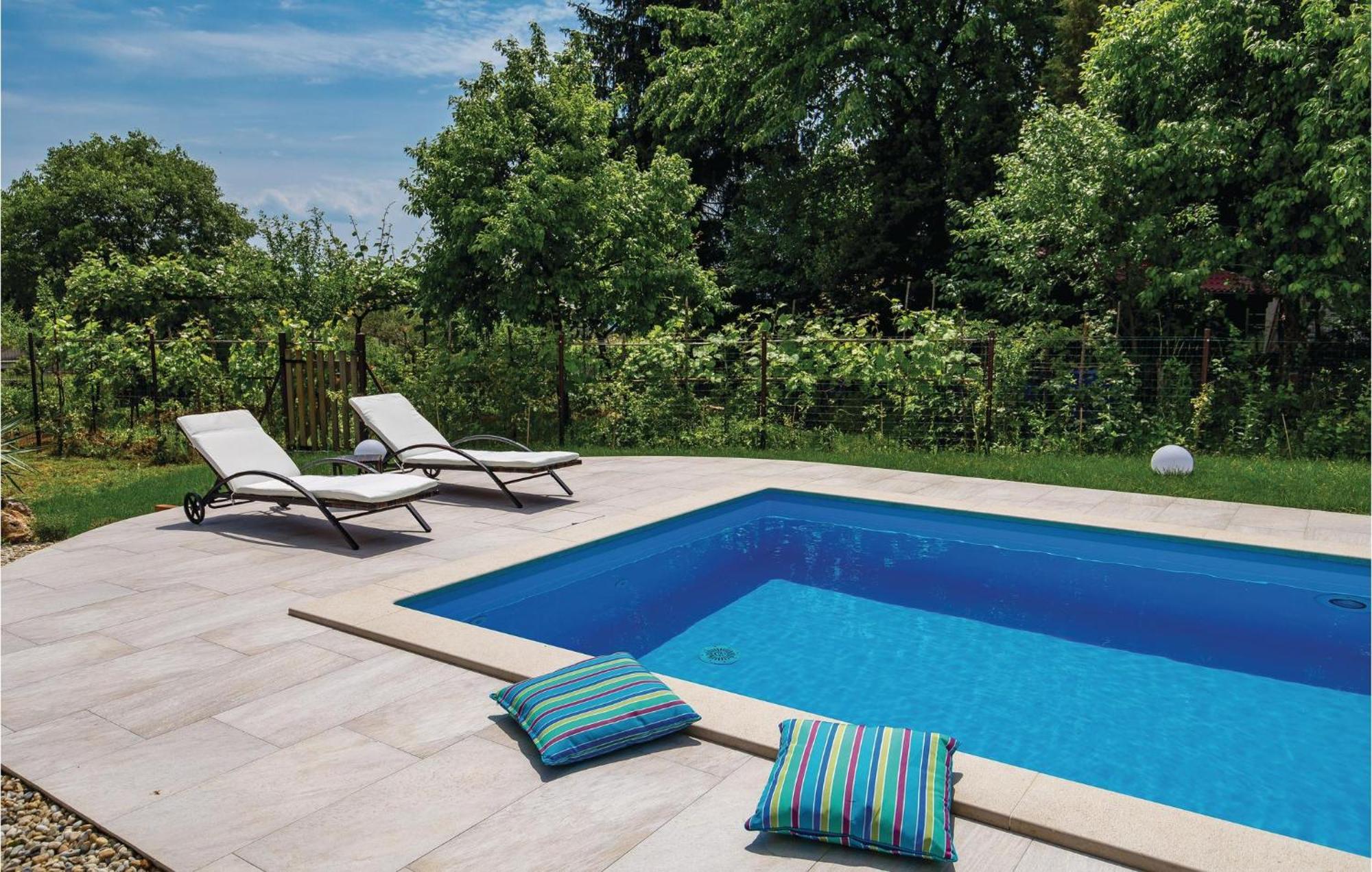 Lovely Home In Matulji With Outdoor Swimming Pool Luaran gambar
